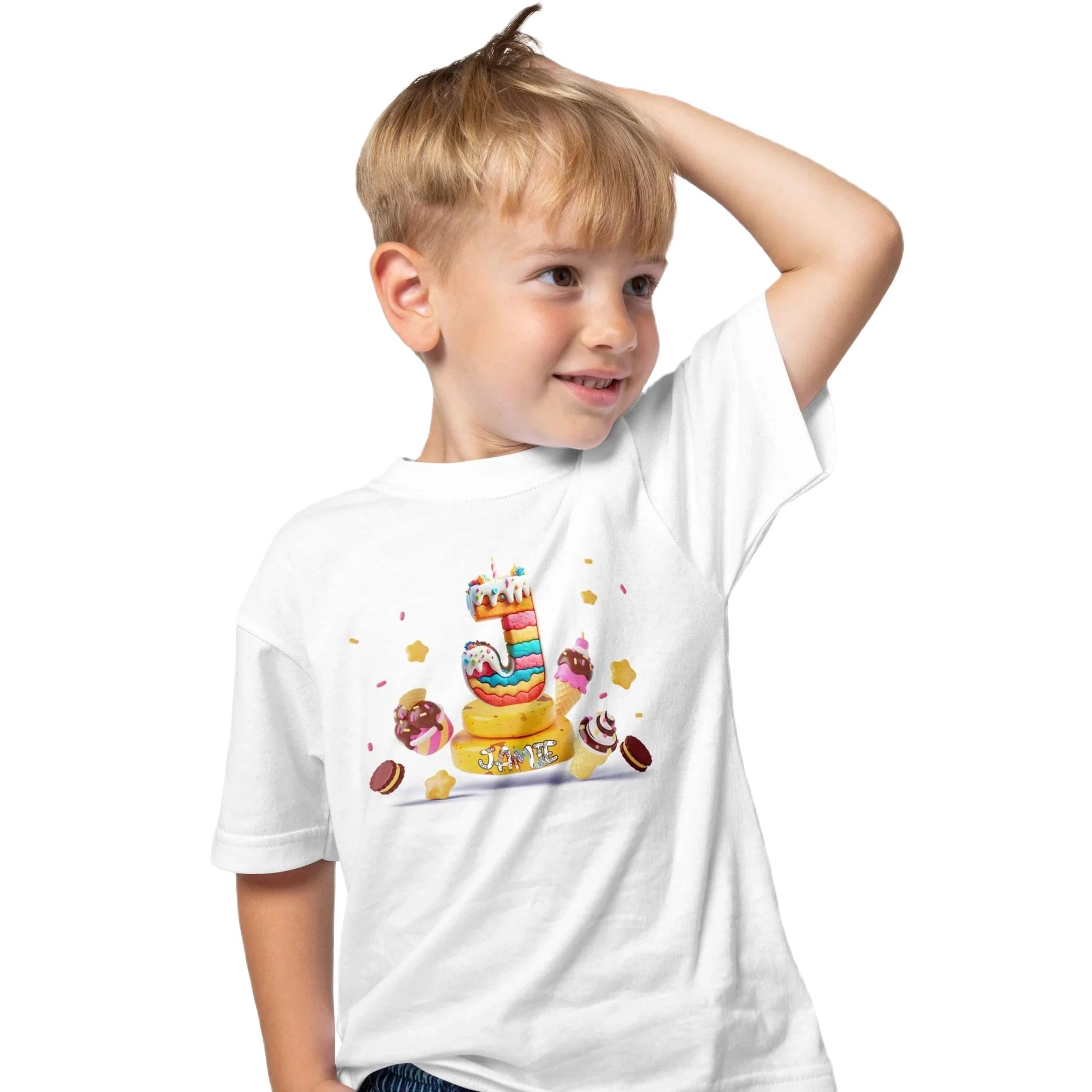 T shirt personnalisé garçon – Motif pâtisserie avec prénom et initiale - MiniLook