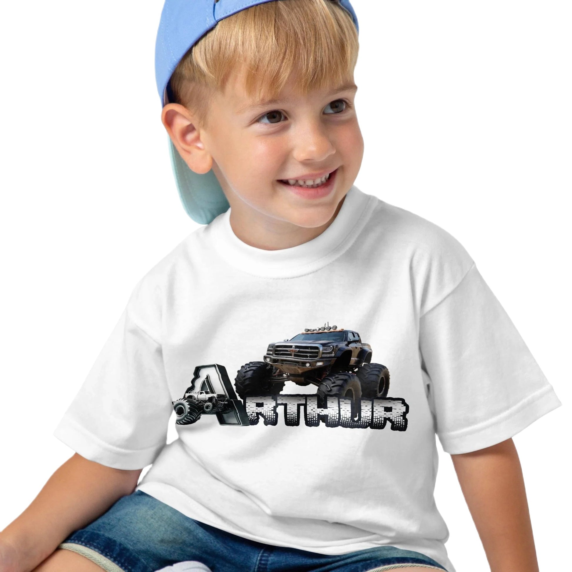 T shirt personnalisé garçon – Voiture de course avec nom - MiniLook