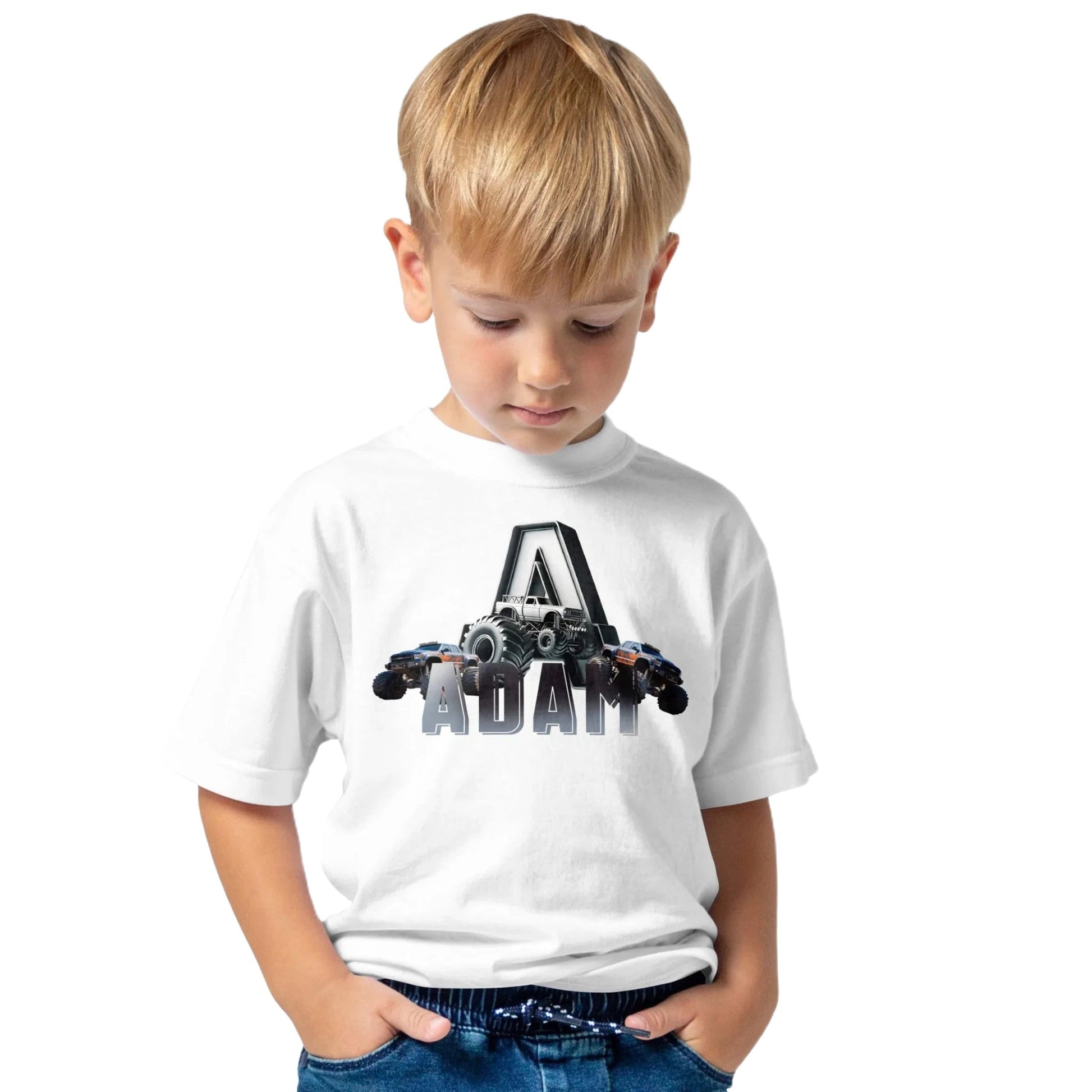 T shirt personnalisé pour enfants - Camion de course avec initiale et prenom - MiniLook