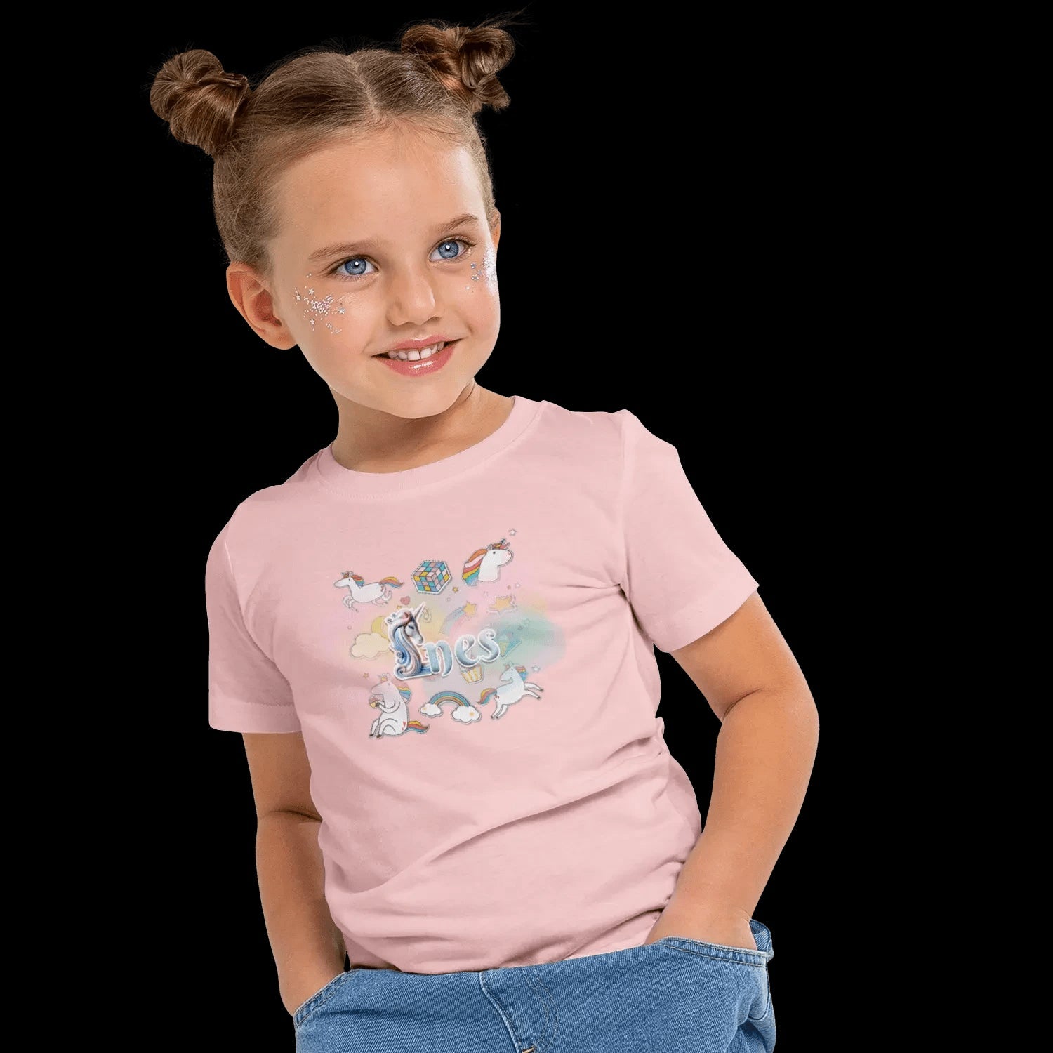 T shirt personnaliser fille – Prénom avec fond étoiles, nuage et licorne - MiniLook